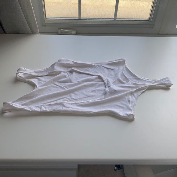 White backless body suit - Picture 1 of 2